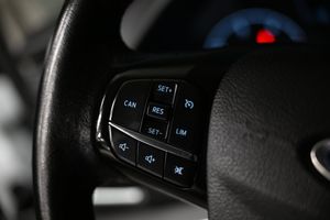 Ford Tourneo Custom bild 27