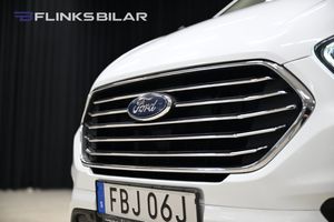 Ford Tourneo Custom bild 4