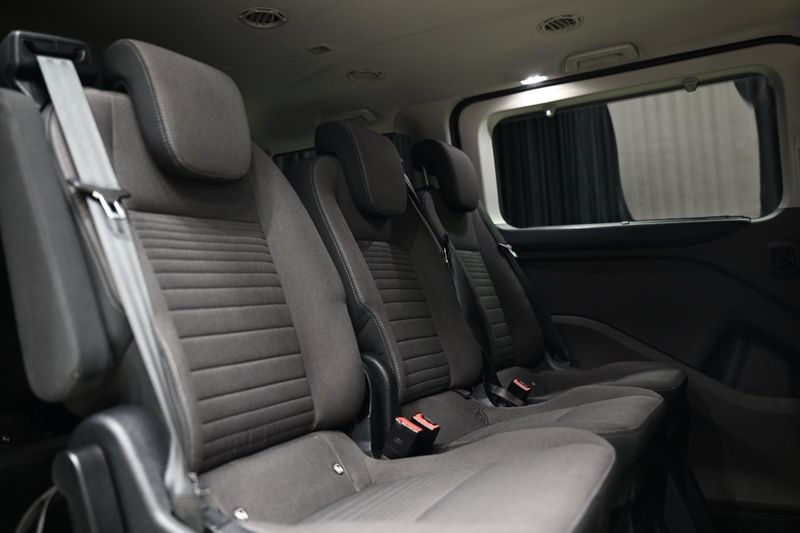 Ford Tourneo Custom bild 9