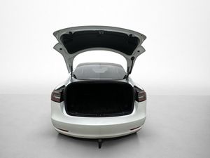 Tesla Model 3 bild 25