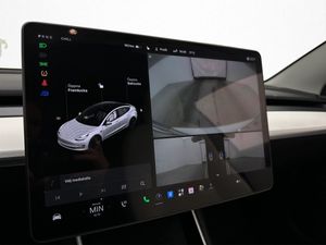 Tesla Model 3 bild 18