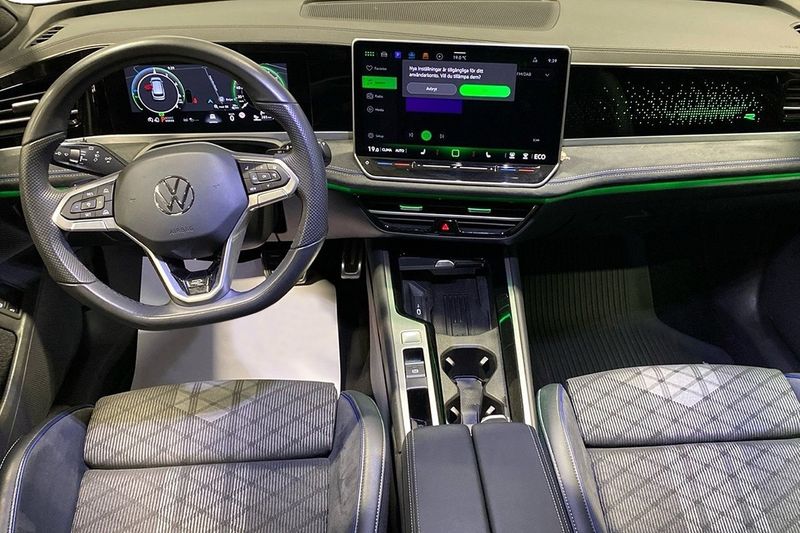 Volkswagen Passat bild 9