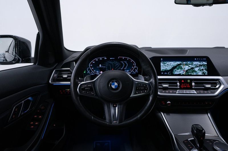 BMW 330 bild 14