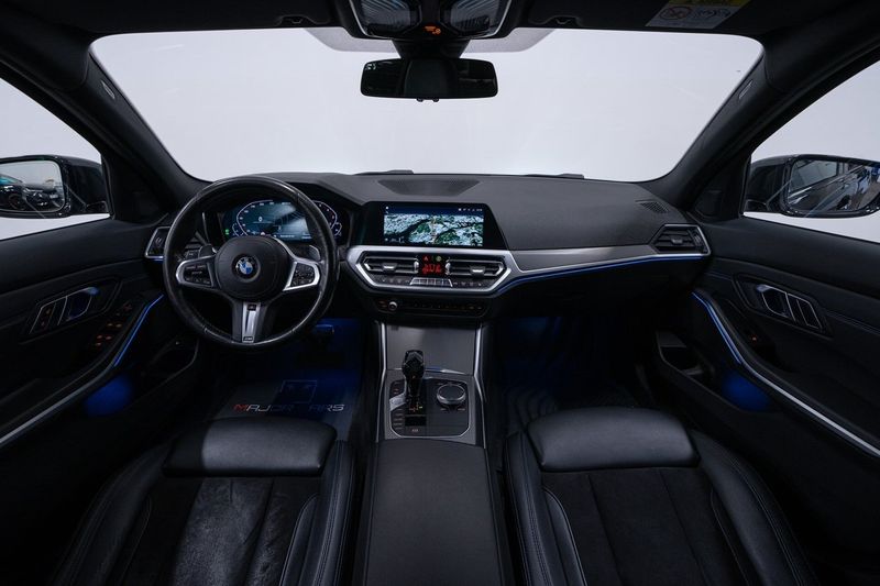 BMW 330 bild 13