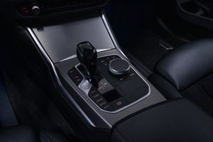 BMW 330 bild 17