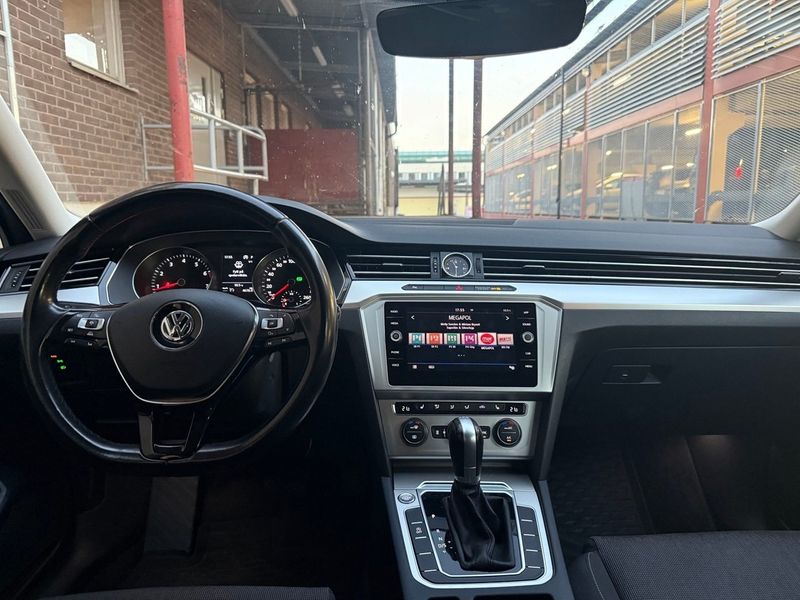 Volkswagen Passat bild 15