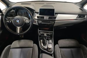 BMW 220 bild 11