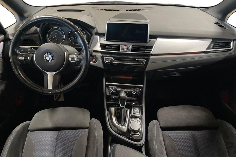 BMW 220 bild 11