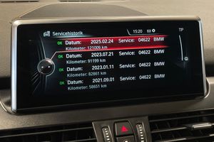 BMW 220 bild 25