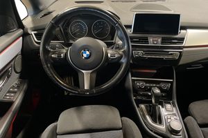 BMW 220 bild 12
