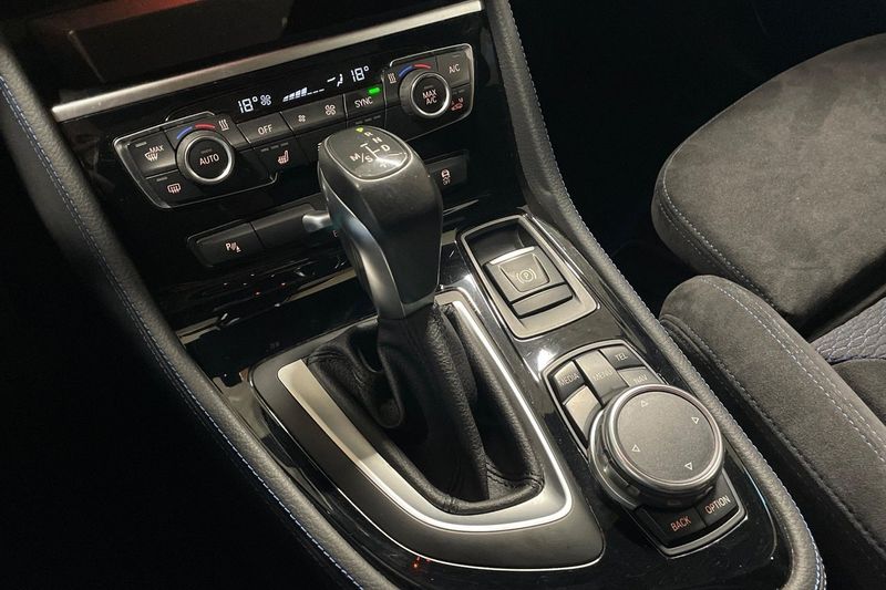 BMW 220 bild 19