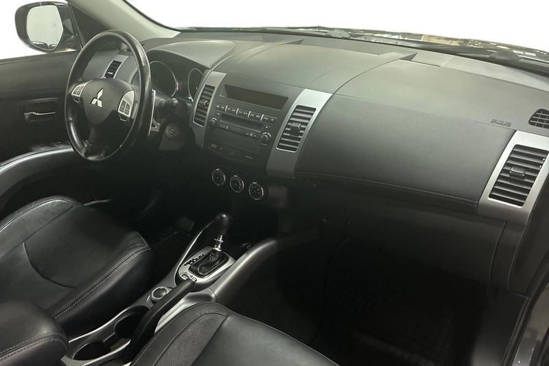 Mitsubishi Outlander bild 14