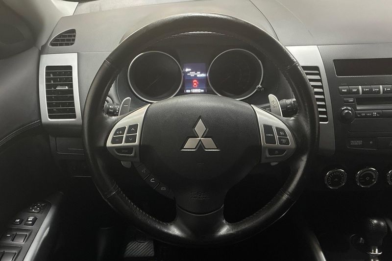 Mitsubishi Outlander bild 15