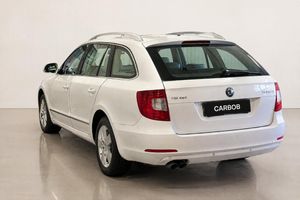 Skoda Superb bild 5