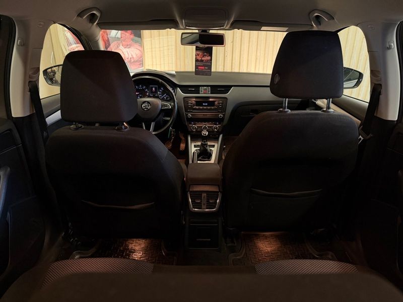Skoda Octavia bild 7