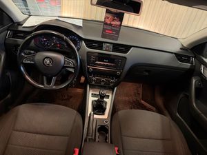 Skoda Octavia bild 8