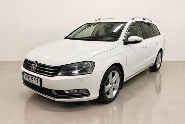 Volkswagen Passat Variant 2.0 TDI DPF BMT GT Euro 5 - 2013