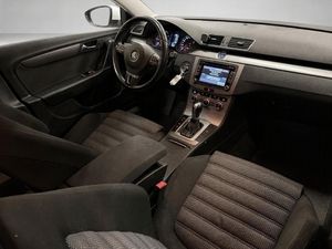 Volkswagen Passat bild 9
