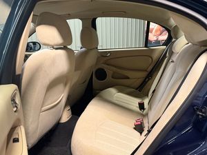Jaguar X-Type bild 14