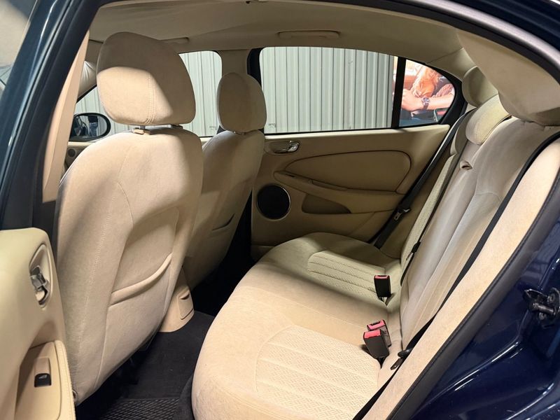 Jaguar X-Type bild 14