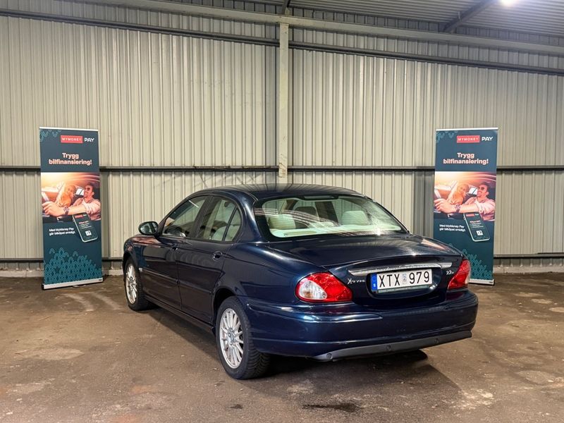 Jaguar X-Type bild 7