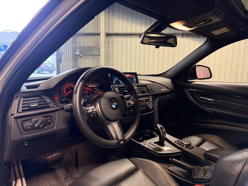 BMW 320 bild 16