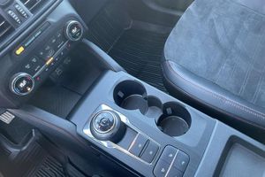 Ford Kuga bild 26