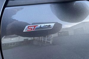 Ford Kuga bild 28