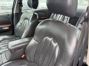 Chrysler 300 bild 8