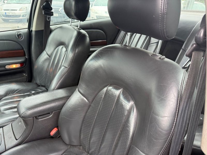 Chrysler 300 bild 8