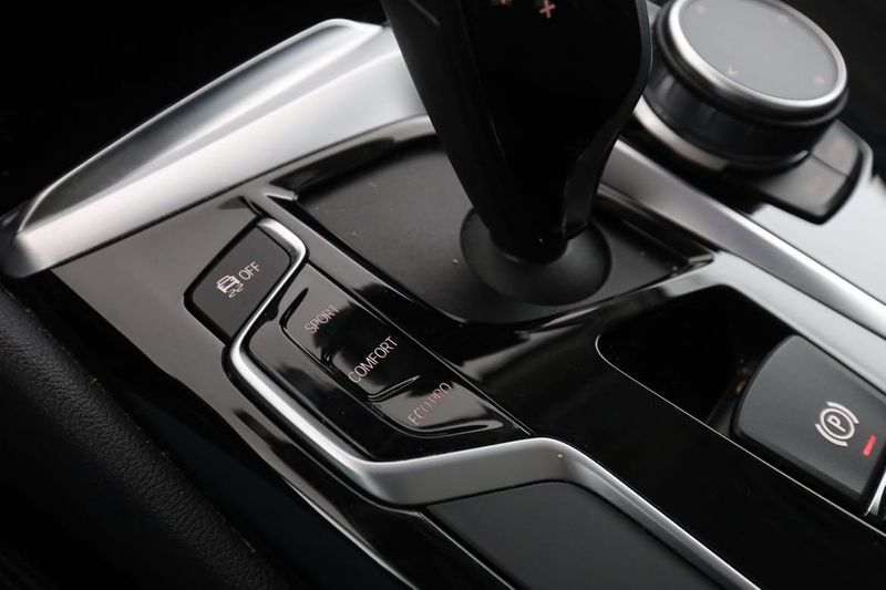 BMW 520 bild 30
