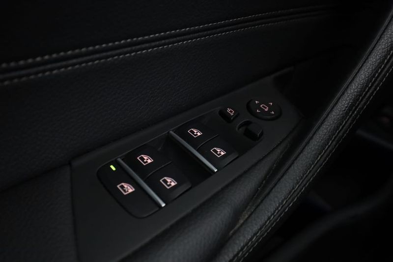 BMW 520 bild 38