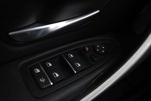BMW 330 bild 38
