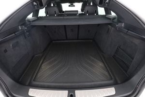 BMW 330 bild 18