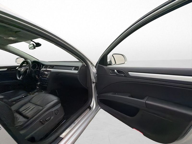 Skoda Superb bild 12