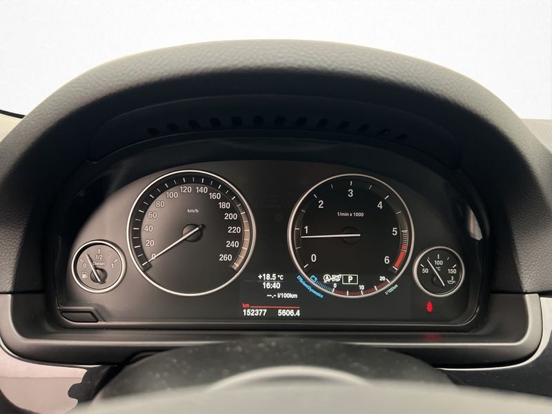 BMW 520 bild 15