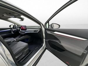 Skoda Enyaq bild 13