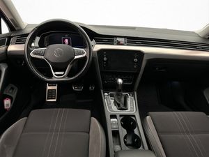 Volkswagen Passat bild 12