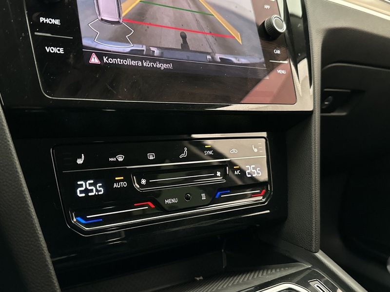 Volkswagen Passat bild 26