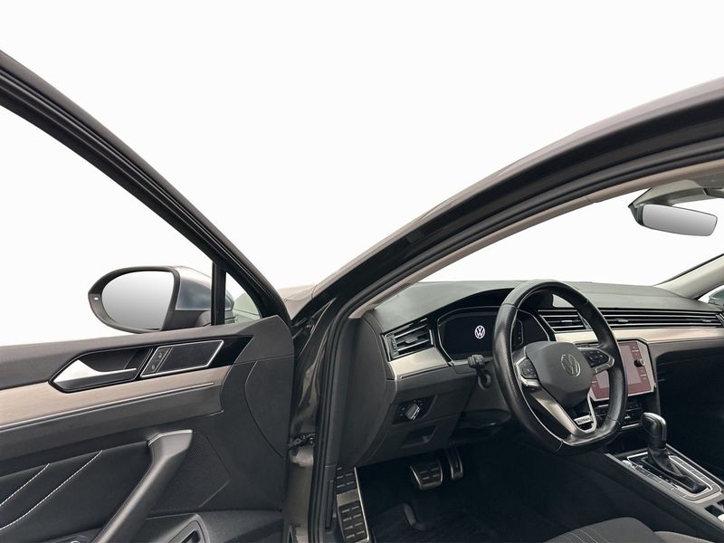 Volkswagen Passat bild 11