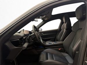 Porsche Taycan bild 14