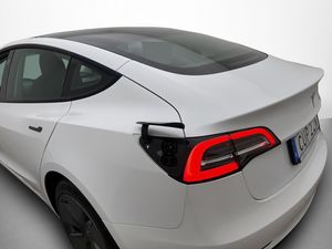 Tesla Model 3 bild 30
