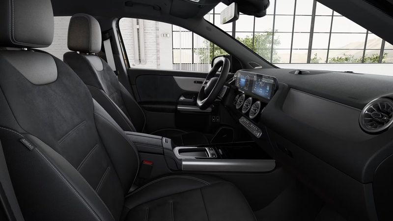 Mercedes GLA250 bild 2