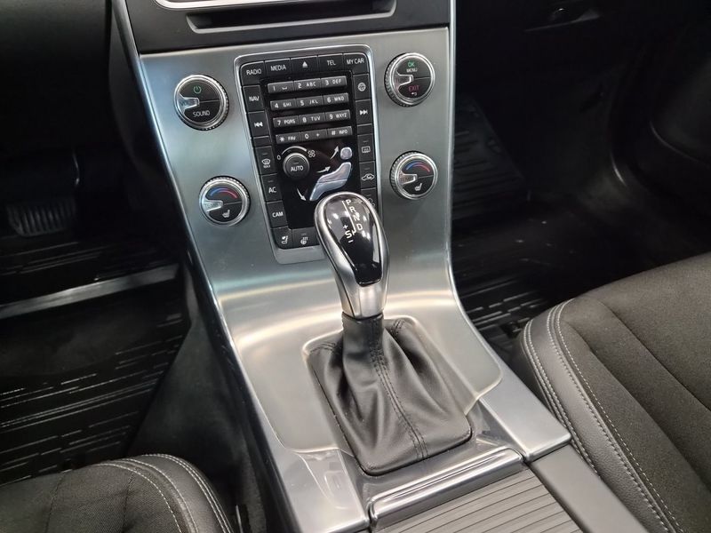 Volvo S60 bild 15