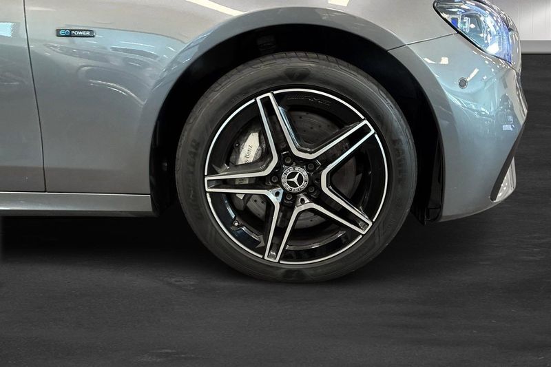 Mercedes E300 bild 11