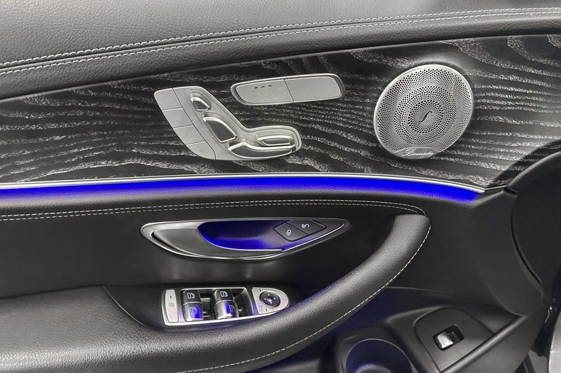 Mercedes E300 bild 16