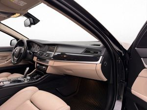 BMW 520 bild 25