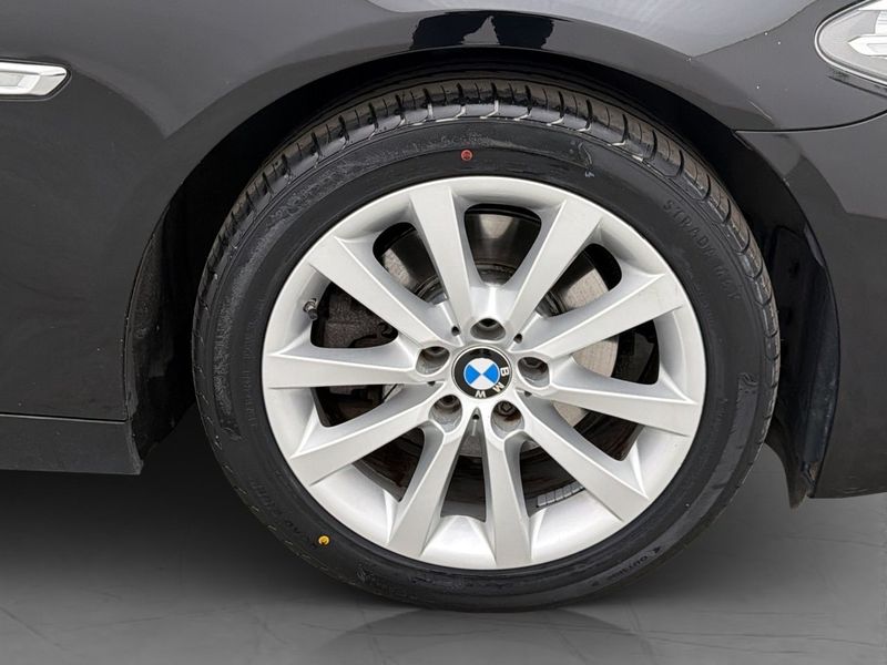 BMW 520 bild 32