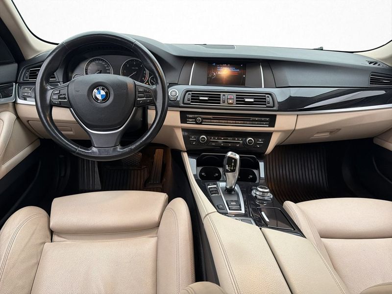 BMW 520 bild 12