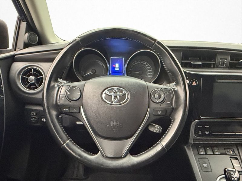 Toyota Auris bild 13